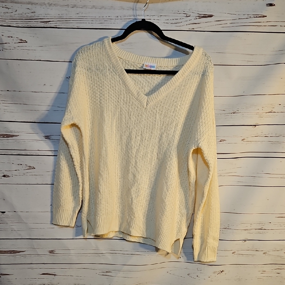 LuLaRoe Cream V-Neck Women's Sweater size Small